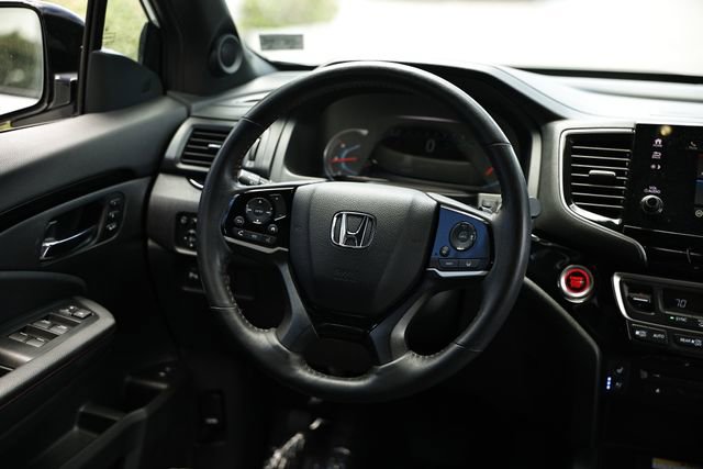 Used 2022 Honda Pilot Black Edition image 29