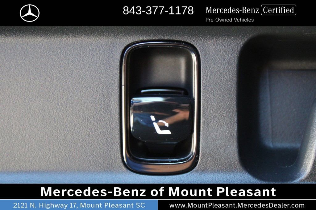Used 2025 Mercedes-Benz GLC 43 AMG 4MATIC image 9