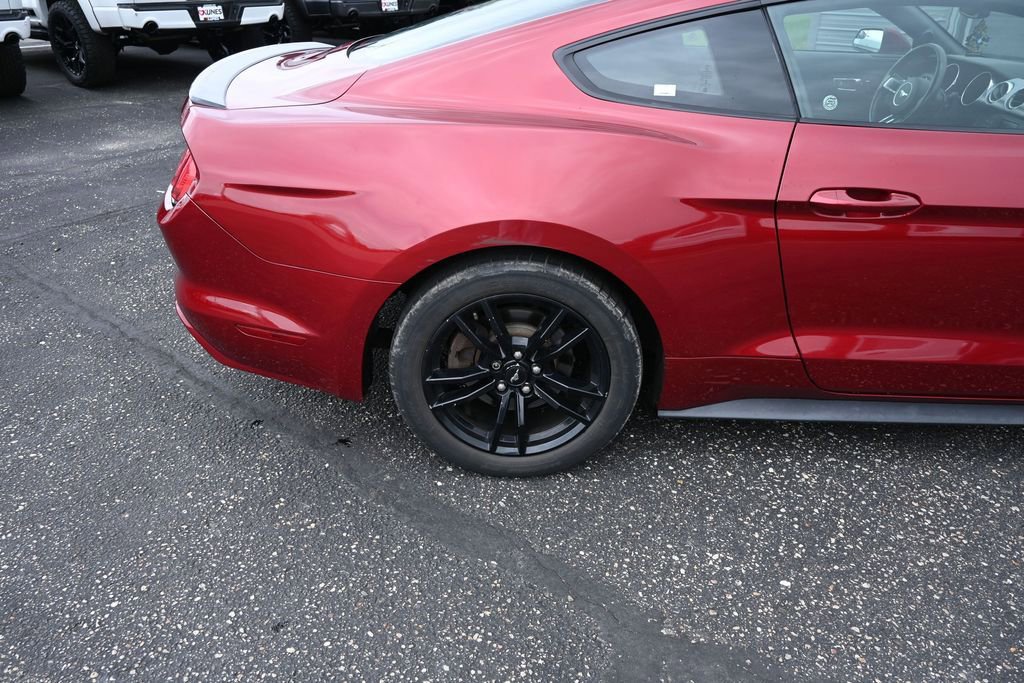 Used 2017 Ford Mustang Coupe RWD image 22