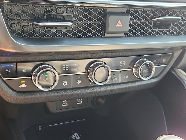 Certified 2025 Acura ADX A-Spec AWD/4WD image 16