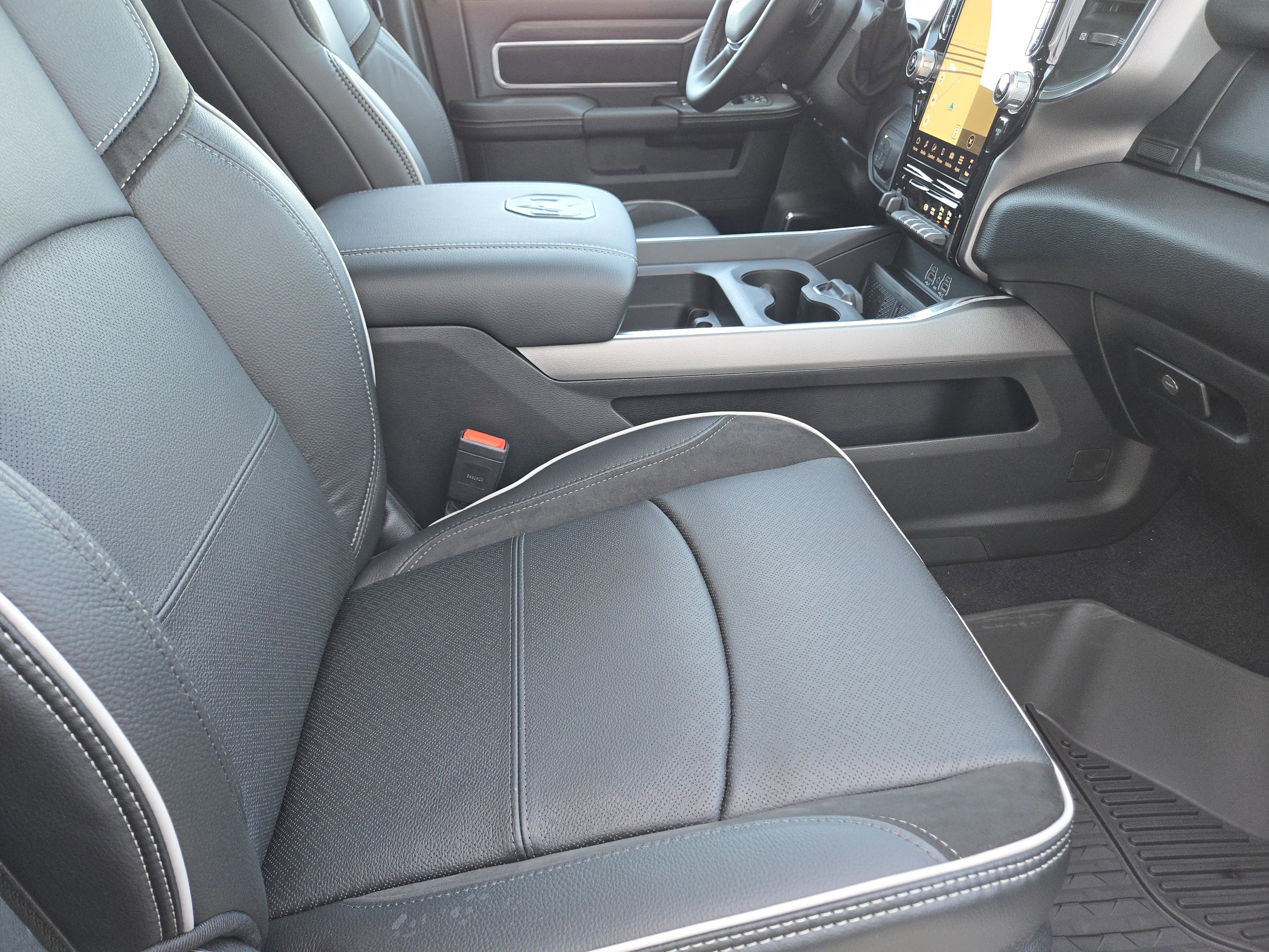 New 2026 RAM 2500 Laramie w/ Night Edition image 13