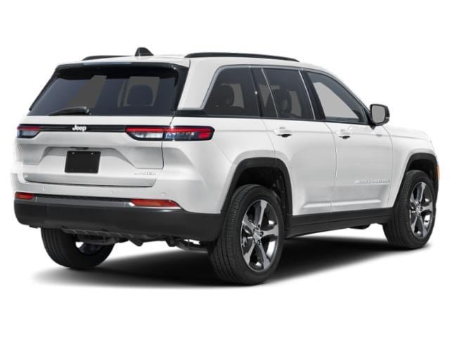 New 2026 Jeep Grand Cherokee Altitude AWD/4WD image 2
