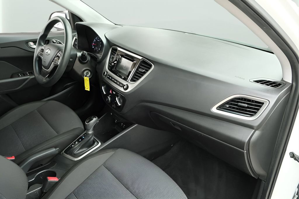 Used 2019 Hyundai Accent SE FWD image 13