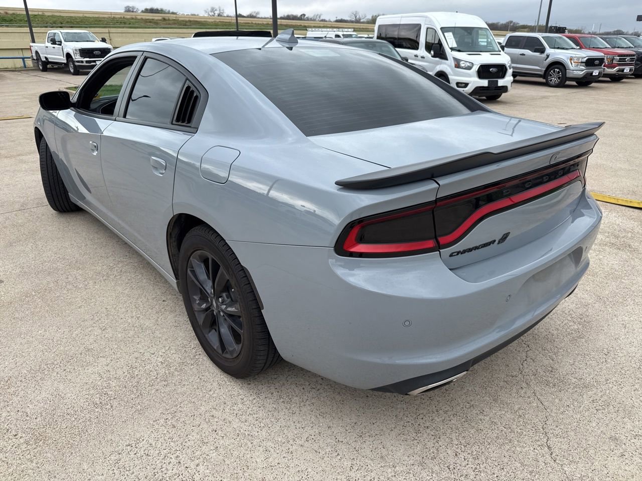 Used 2022 Dodge Charger SXT w/ Blacktop Package image 8