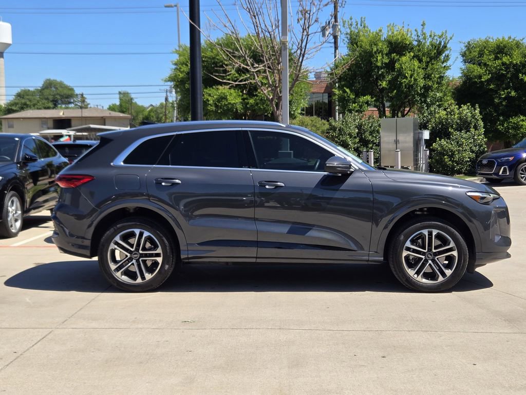Certified 2025 Audi Q5 Premium Plus image 7