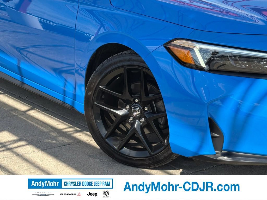 Used 2025 Honda Civic Sport image 2