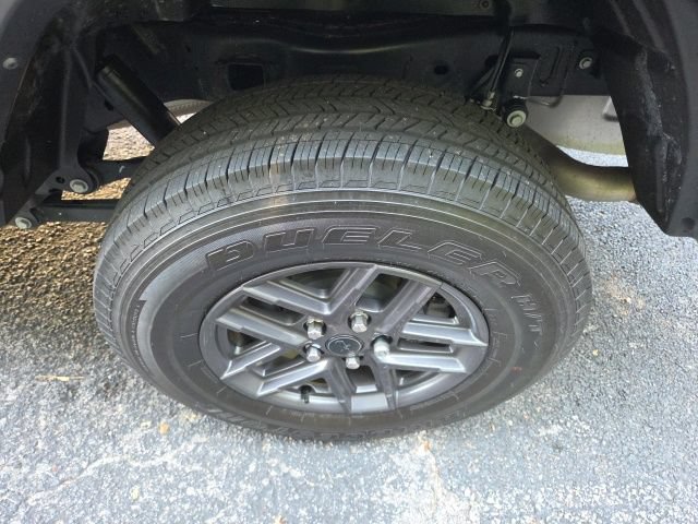 Used 2025 Jeep Gladiator Sport AWD/4WD image 32