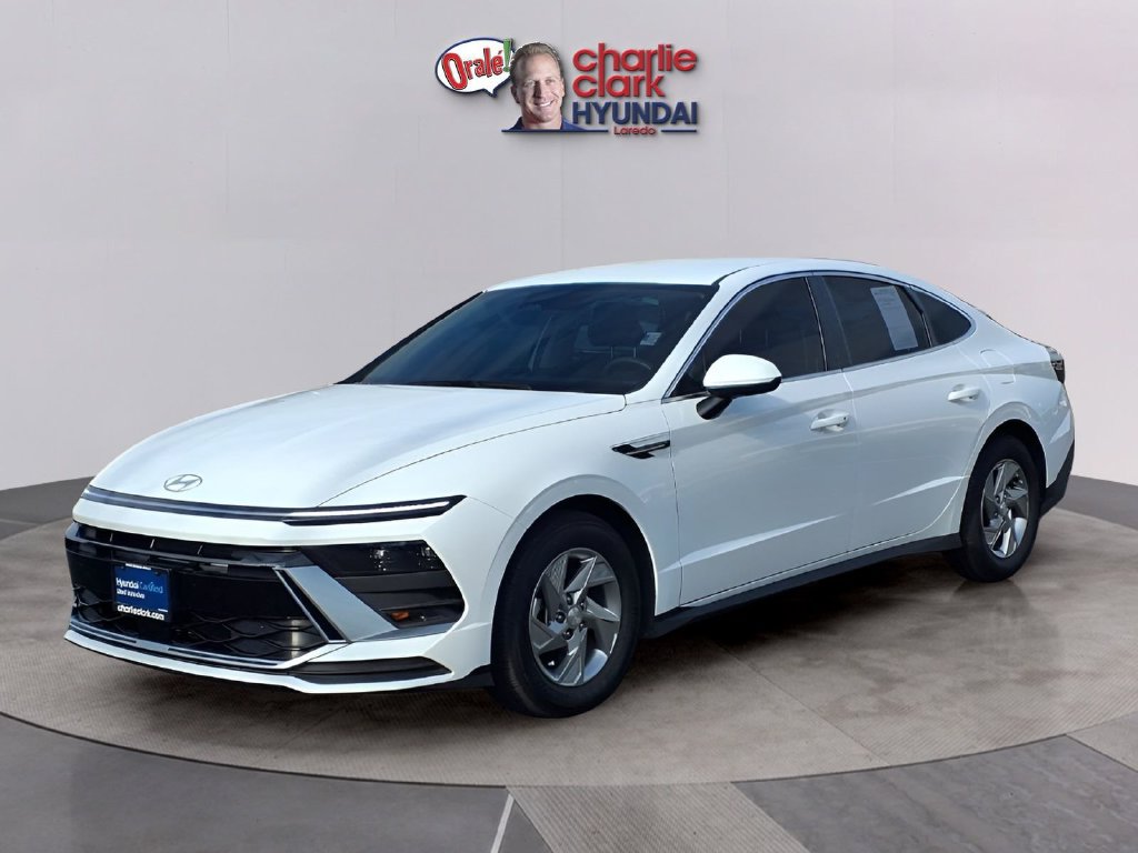 Used 2026 Hyundai Sonata SE FWD image 1