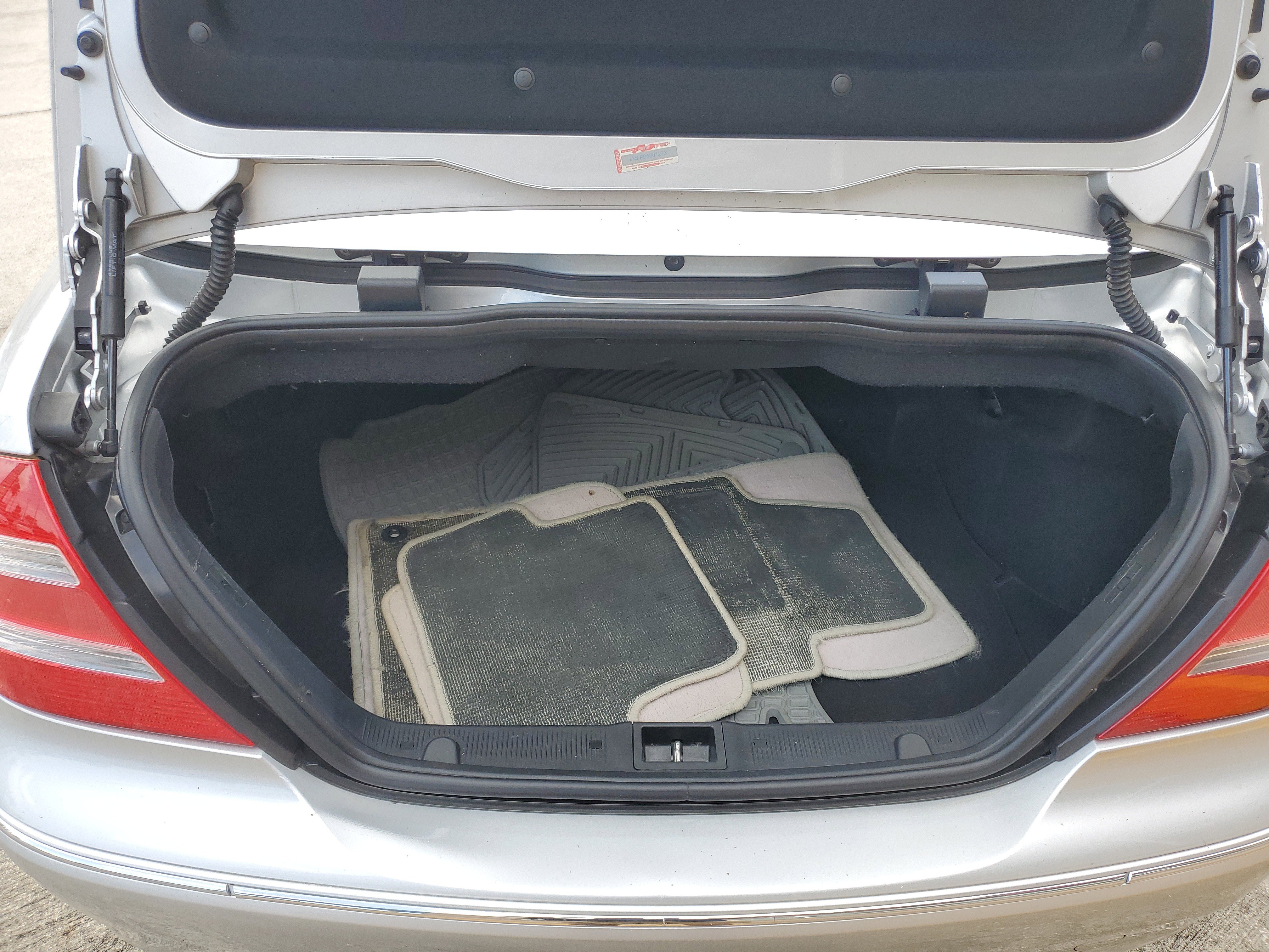 Used 2005 Mercedes-Benz CLK 320 Cabriolet image 7