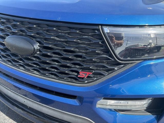 Used 2020 Ford Explorer ST w/ Premium Technology Package AWD/4WD image 16