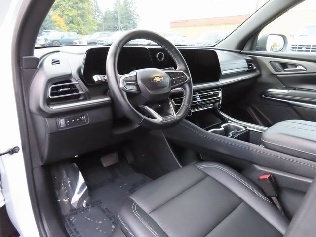 Used 2025 Chevrolet Traverse LT AWD/4WD image 15