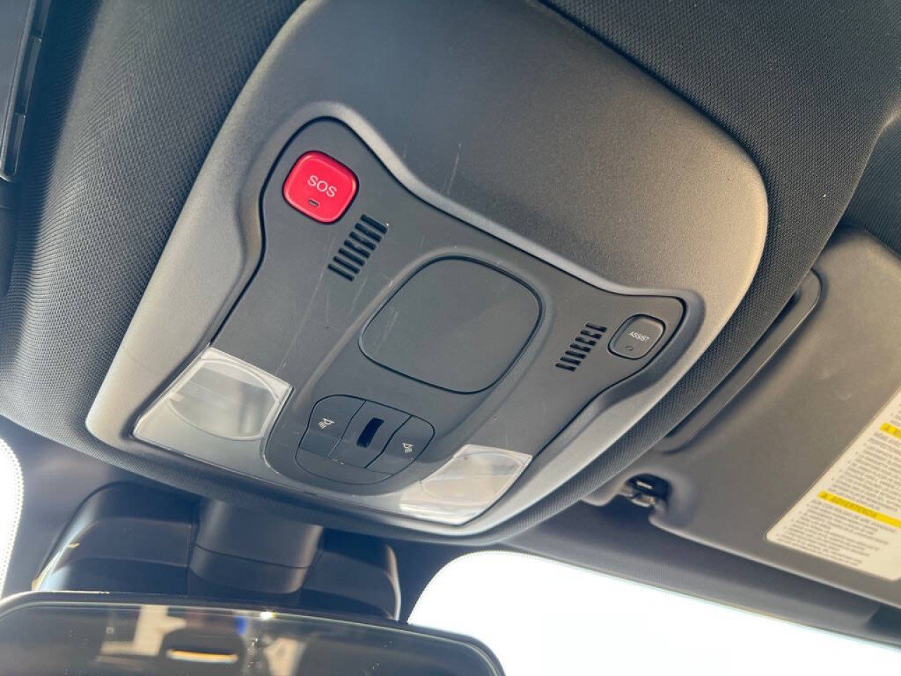 Used 2022 Jeep Renegade Altitude image 28