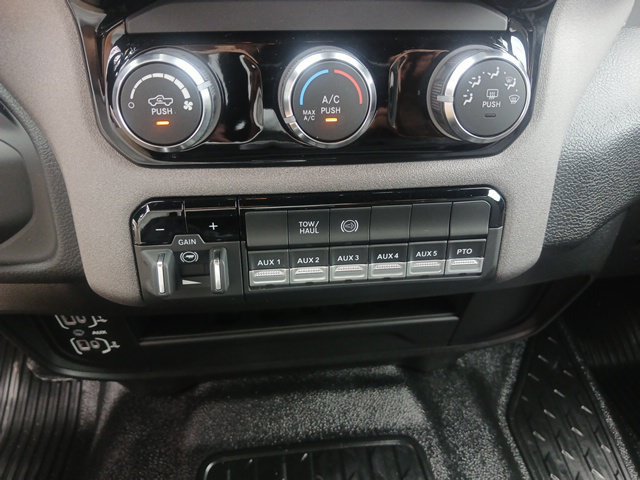 New 2027 RAM 4500 Tradesman w/ Chrome Appearance Group AWD/4WD image 35