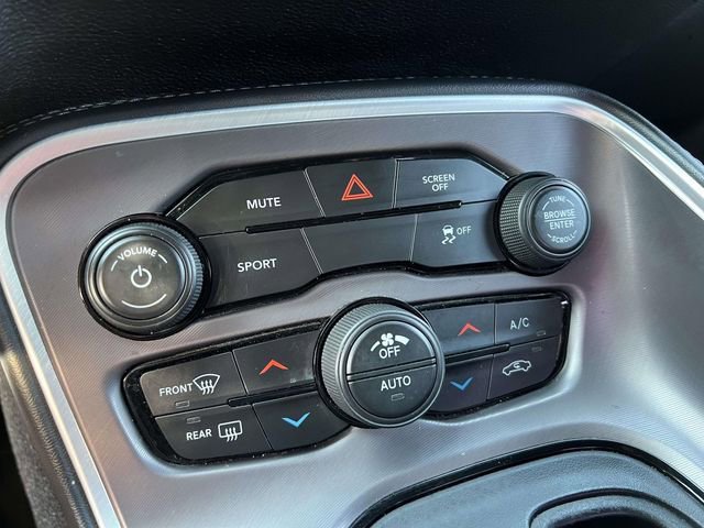 Used 2022 Dodge Challenger SXT RWD image 20