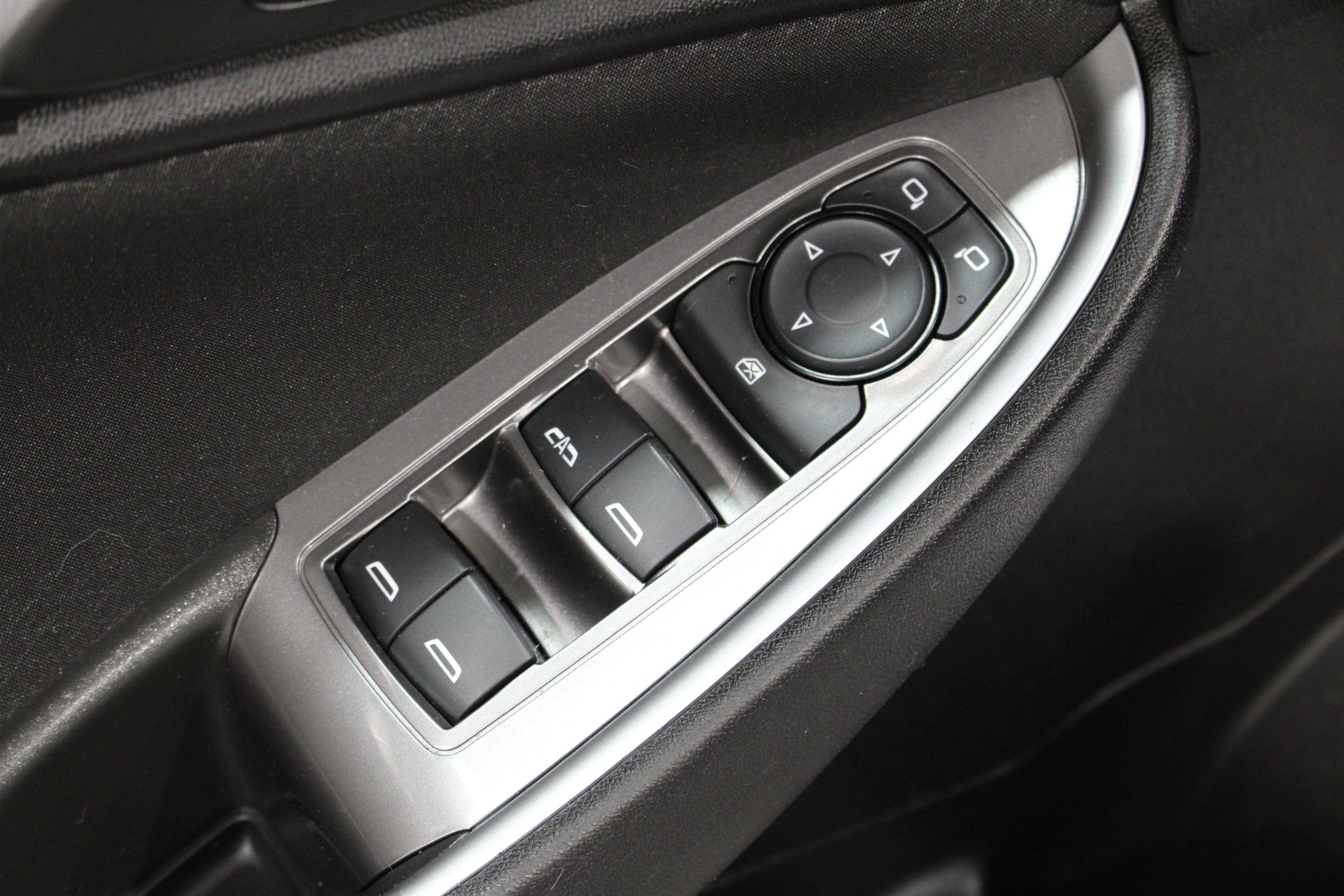 Used 2023 Chevrolet Malibu LT FWD image 7