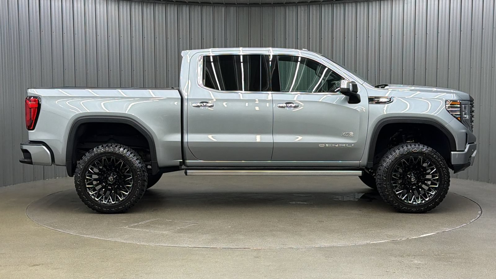 Used 2026 GMC Sierra 1500 Denali Ultimate AWD/4WD image 6