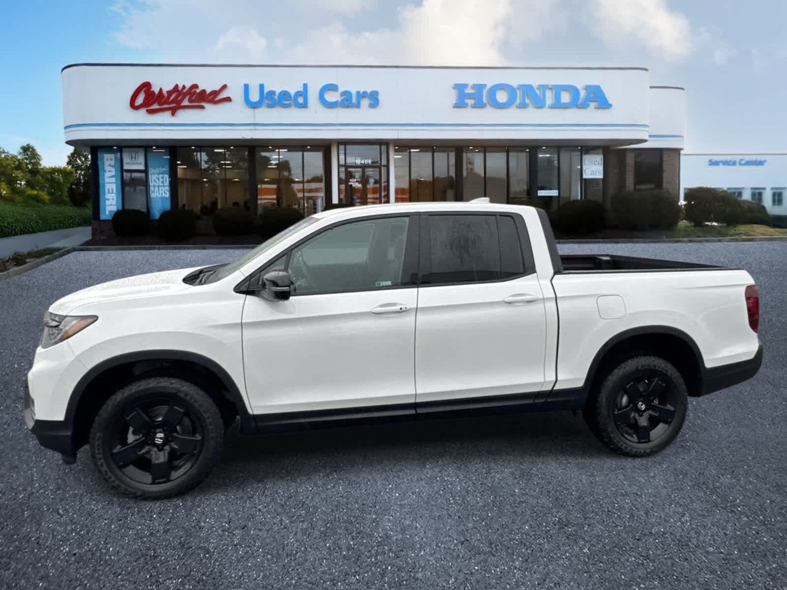 Used 2026 Honda Ridgeline Black Edition image 2