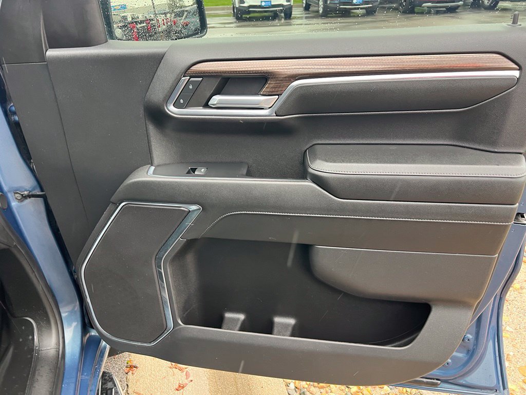 Used 2024 Chevrolet Silverado 1500 LT AWD/4WD image 26
