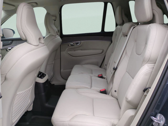 New 2026 Volvo XC90 T8 Ultra w/ Protection Package Premier AWD/4WD image 11