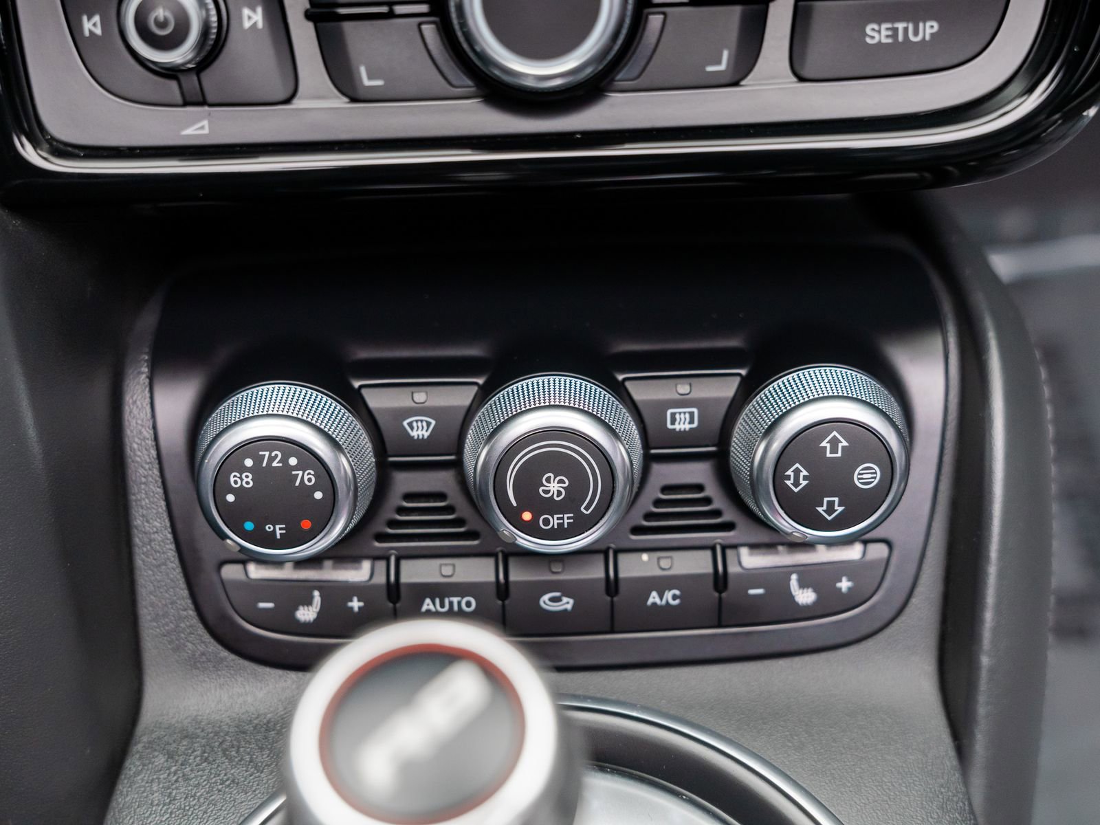 Used 2011 Audi R8 V10 image 57