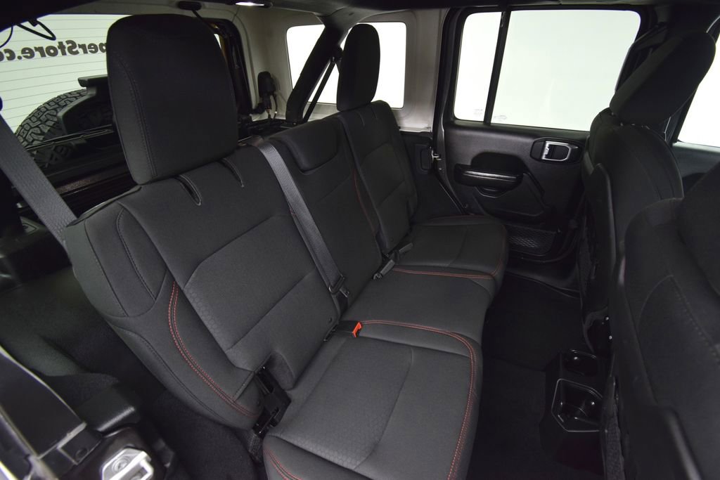 Used 2018 Jeep Wrangler Unlimited Rubicon image 23