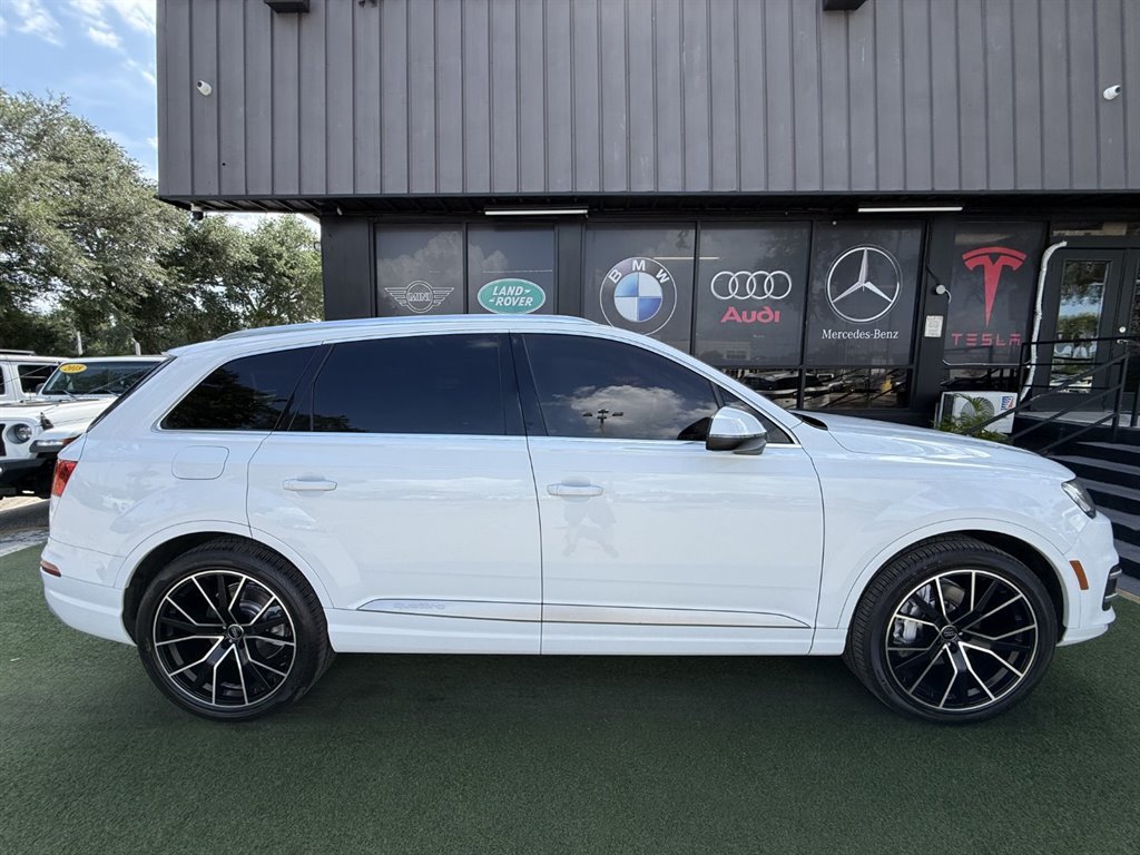 Used 2017 Audi Q7 2.0T Premium AWD/4WD image 8