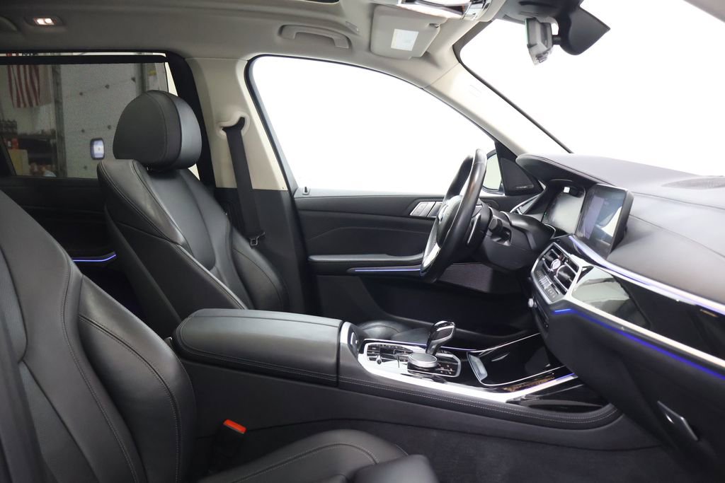 Used 2019 BMW X7 xDrive40i w/ Premium Package AWD/4WD image 21