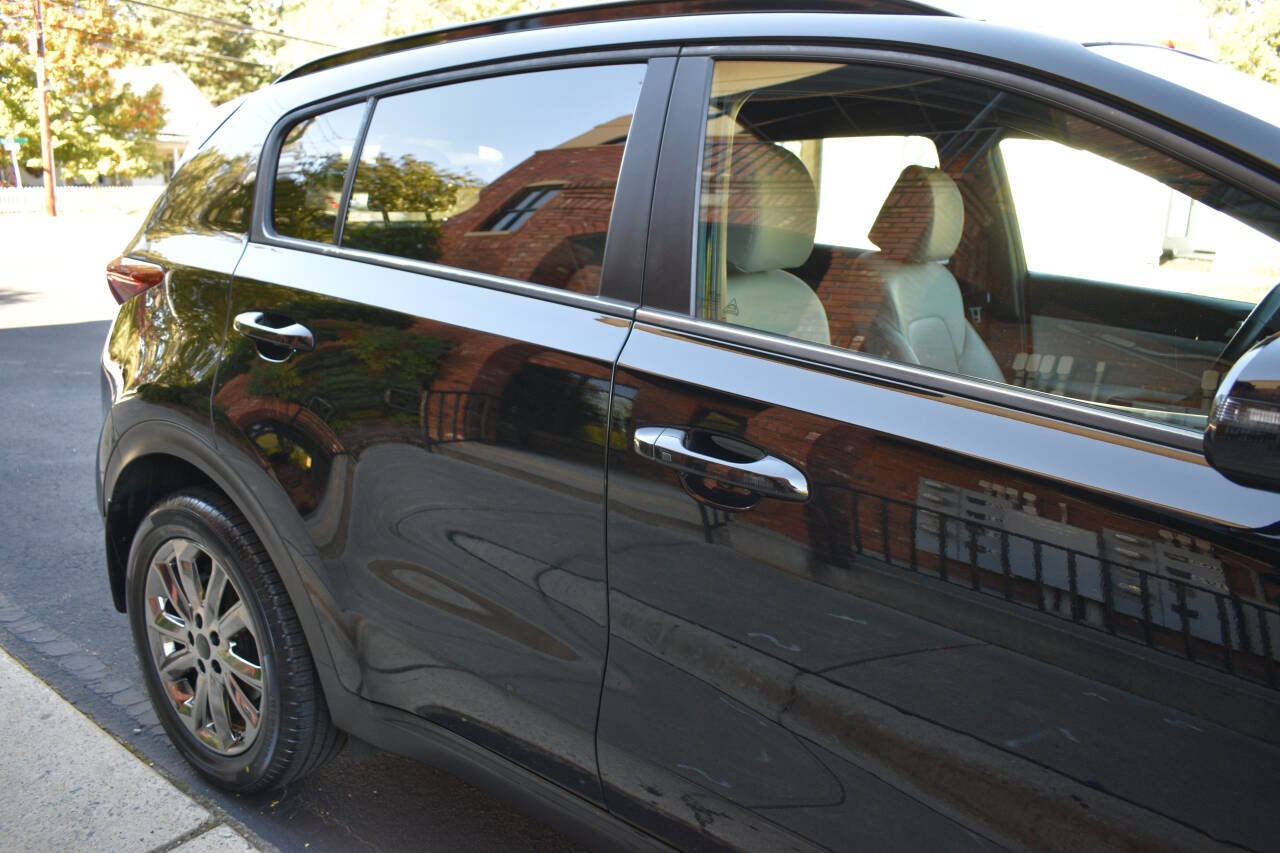 Used 2022 Kia Sportage Nightfall Edition w/ Nighfall AWD Premium Package image 35