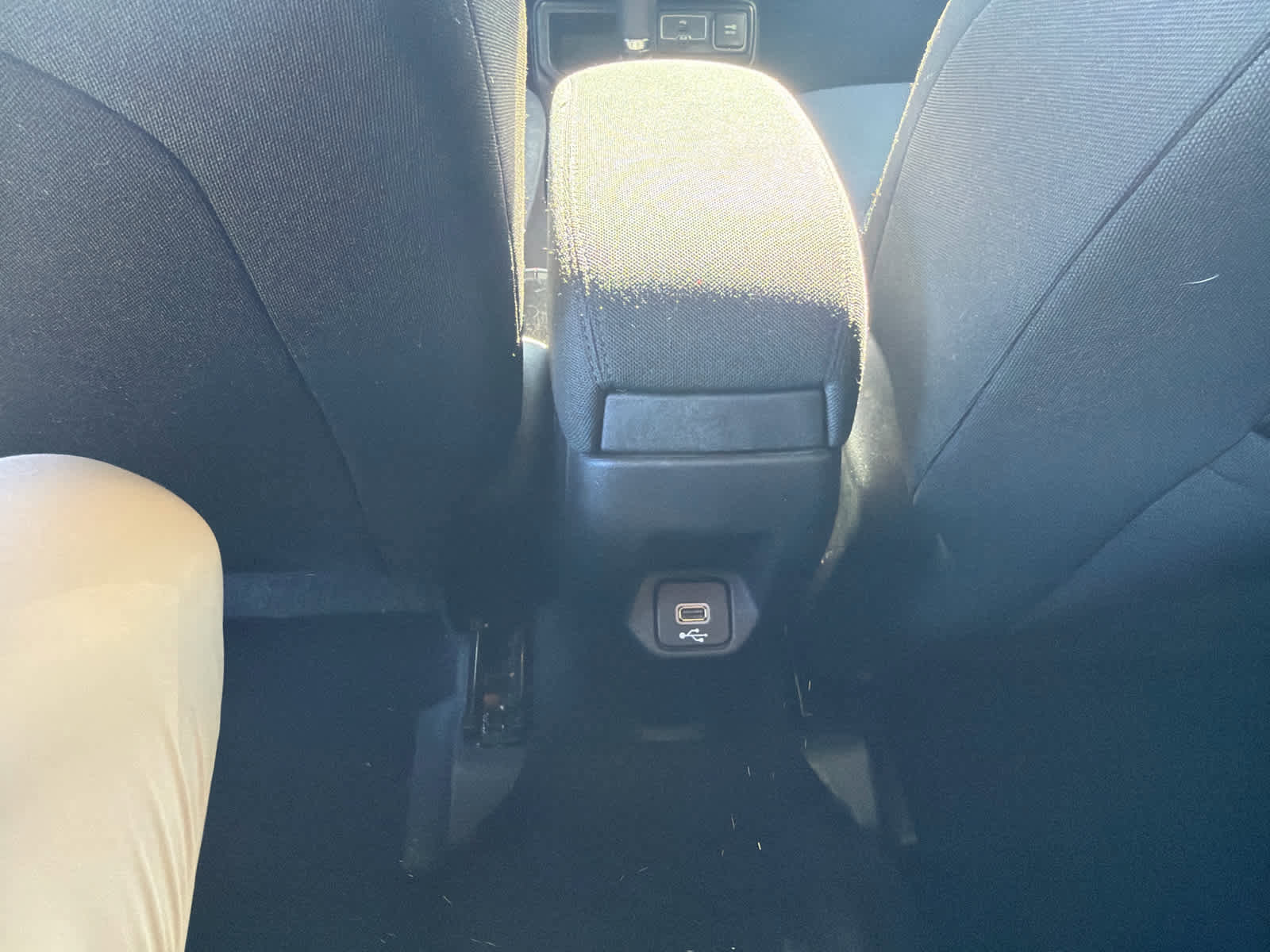 Used 2018 Jeep Renegade Latitude image 14