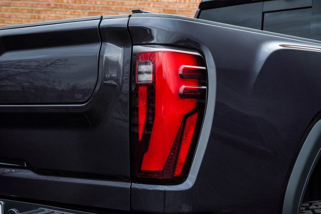 Used 2024 GMC Sierra 2500 Denali w/ Denali Reserve Package image 16