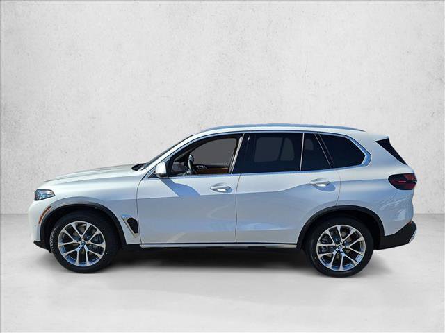 New 2026 BMW X5 xDrive40i w/ Premium Package AWD/4WD image 5