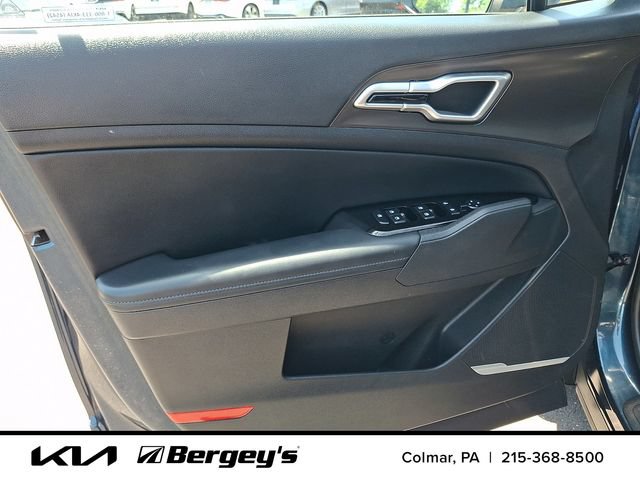 Certified 2025 Kia Sportage EX AWD/4WD image 15