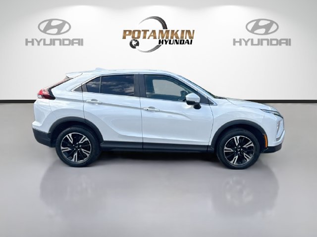 Used 2024 Mitsubishi Eclipse Cross AWD image 4