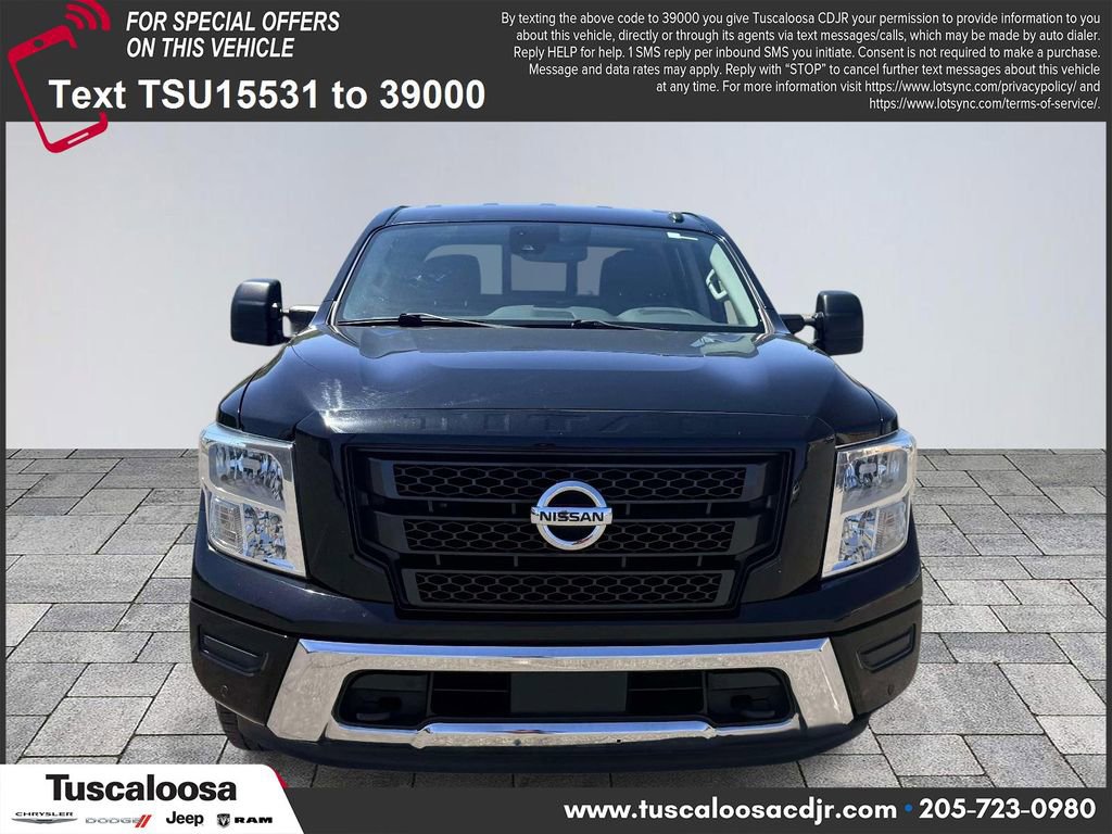 Used 2020 Nissan Titan SV w/ SV Convenience Package image 2