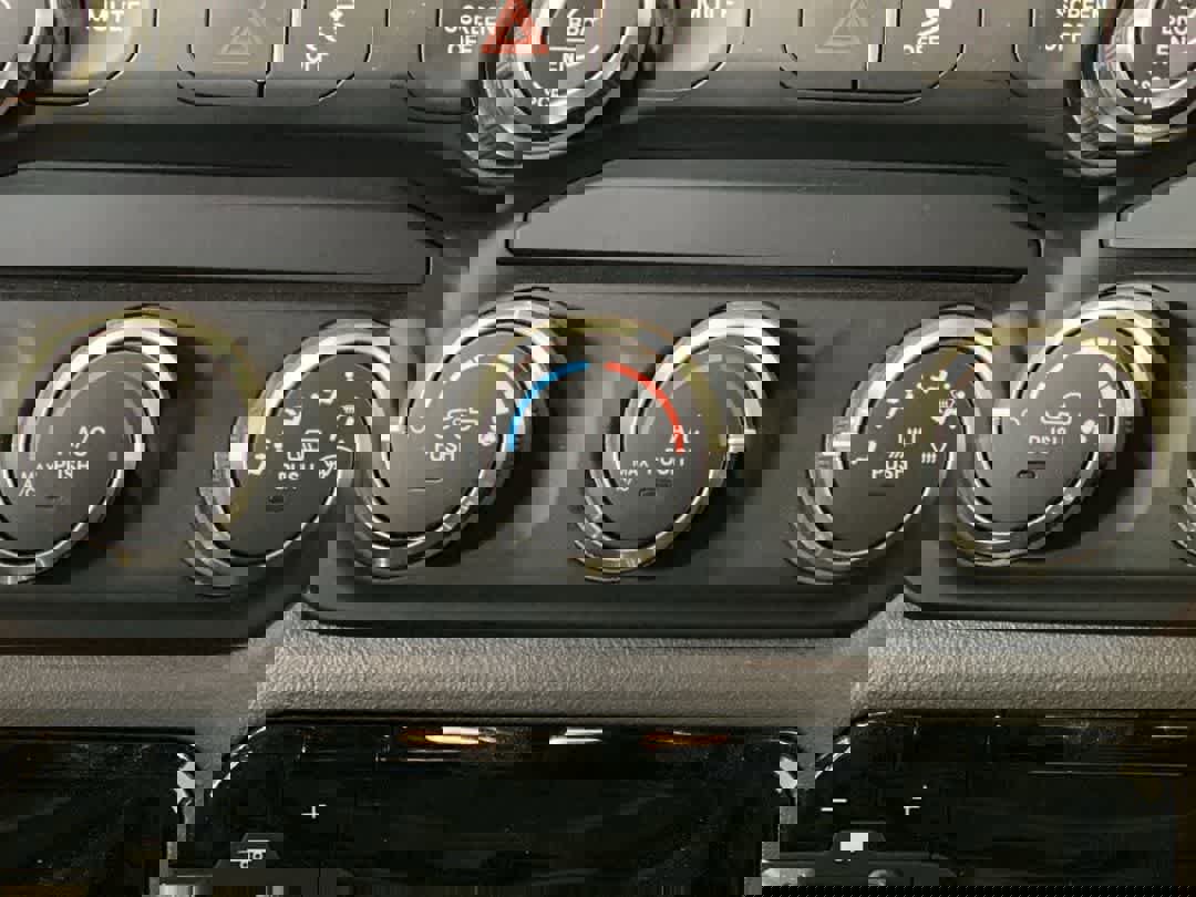 Used 2021 RAM 3500 Big Horn w/ Cold Weather Group image 21