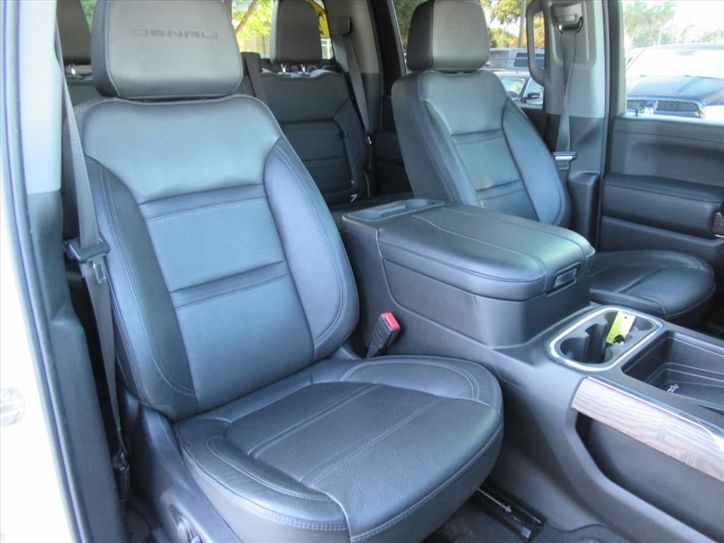 Used 2023 GMC Sierra 2500 Denali w/ Denali Ultimate Package AWD/4WD image 10