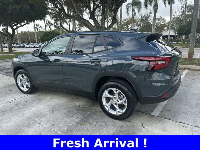 Used 2026 Chevrolet Trax LS w/ LS Convenience Package image 15