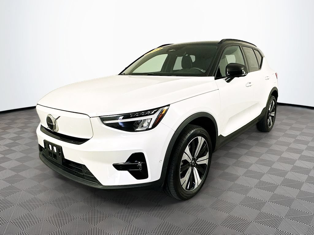 Used 2023 Volvo XC40 Recharge Plus AWD/4WD image 5