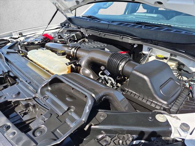 Used 2022 Ford F150 Raptor w/ Equipment Group 801A High AWD/4WD image 24