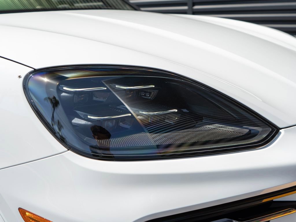 New 2026 Porsche Cayenne GTS AWD/4WD image 16