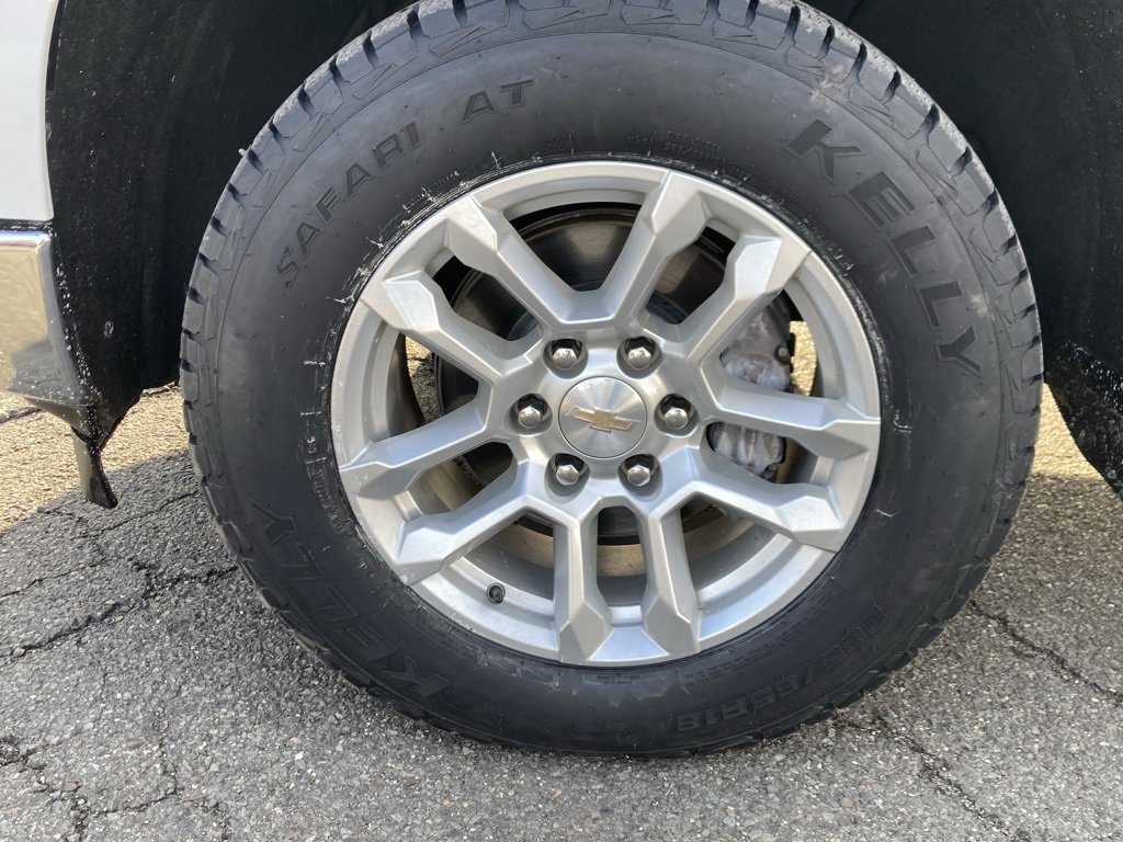 Used 2024 Chevrolet Silverado 1500 LT image 21