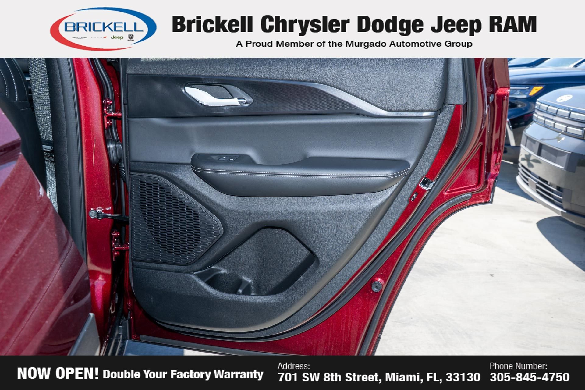 New 2025 Jeep Grand Cherokee Altitude image 14