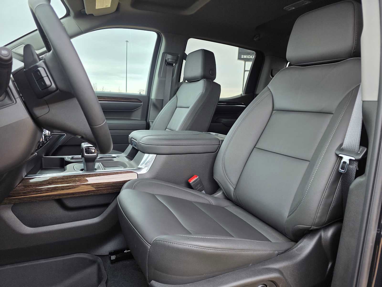 New 2026 GMC Sierra 1500 Elevation w/ Elevation Premium Package AWD/4WD image 29