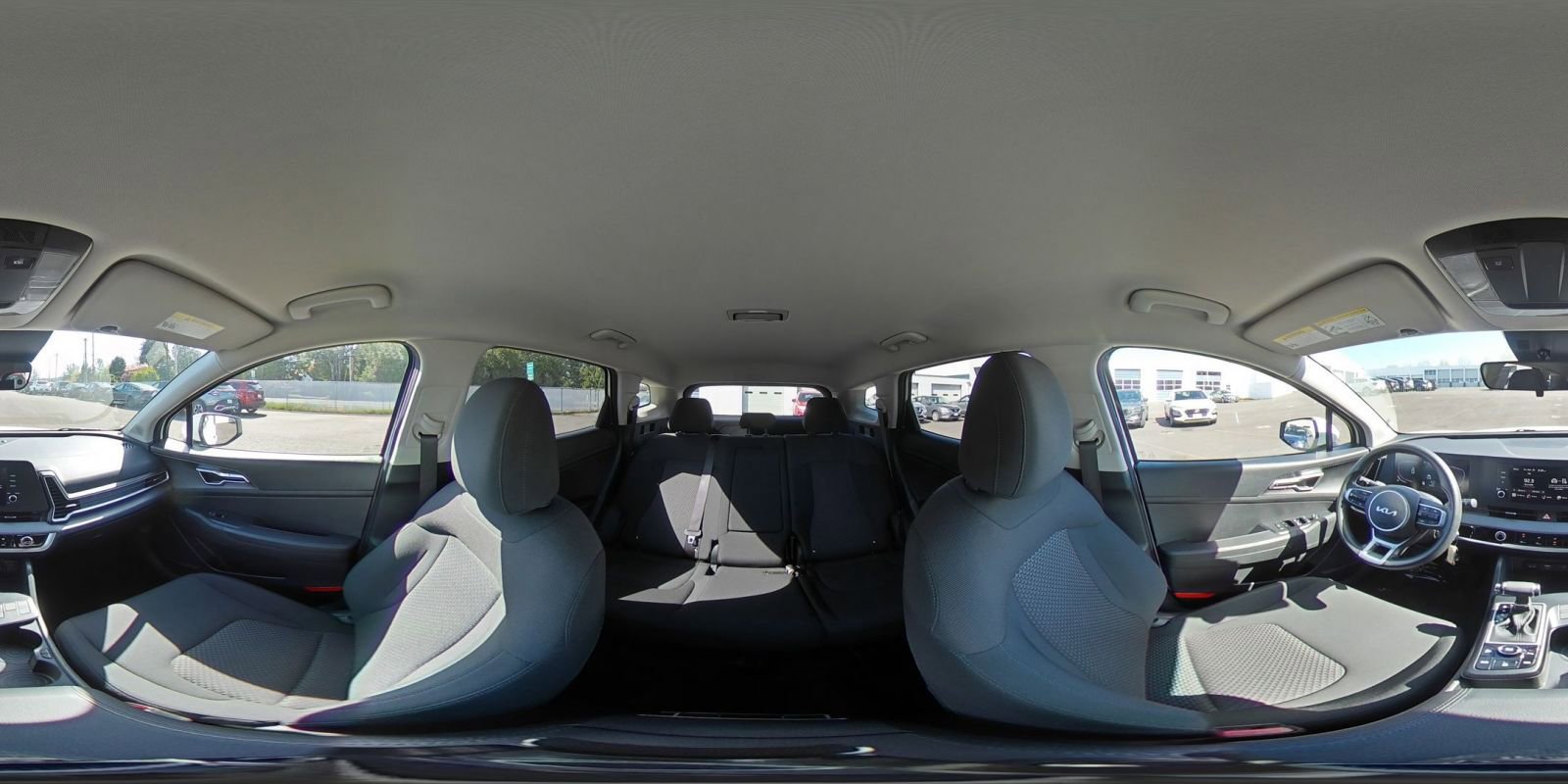 Used 2025 Kia Sportage LX FWD image 41