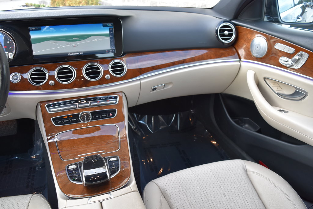 Used 2019 Mercedes-Benz E 300 4MATIC w/ Driver Assistance Package image 13