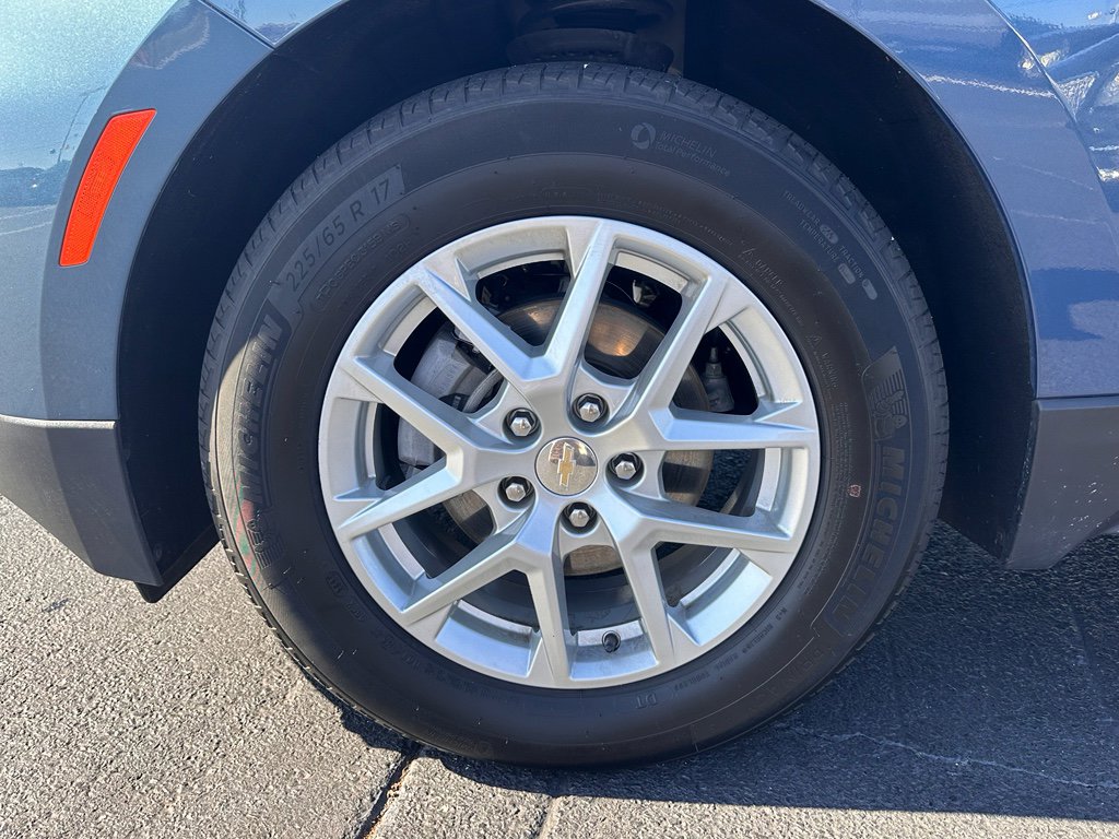 Used 2024 Chevrolet Equinox LS image 30