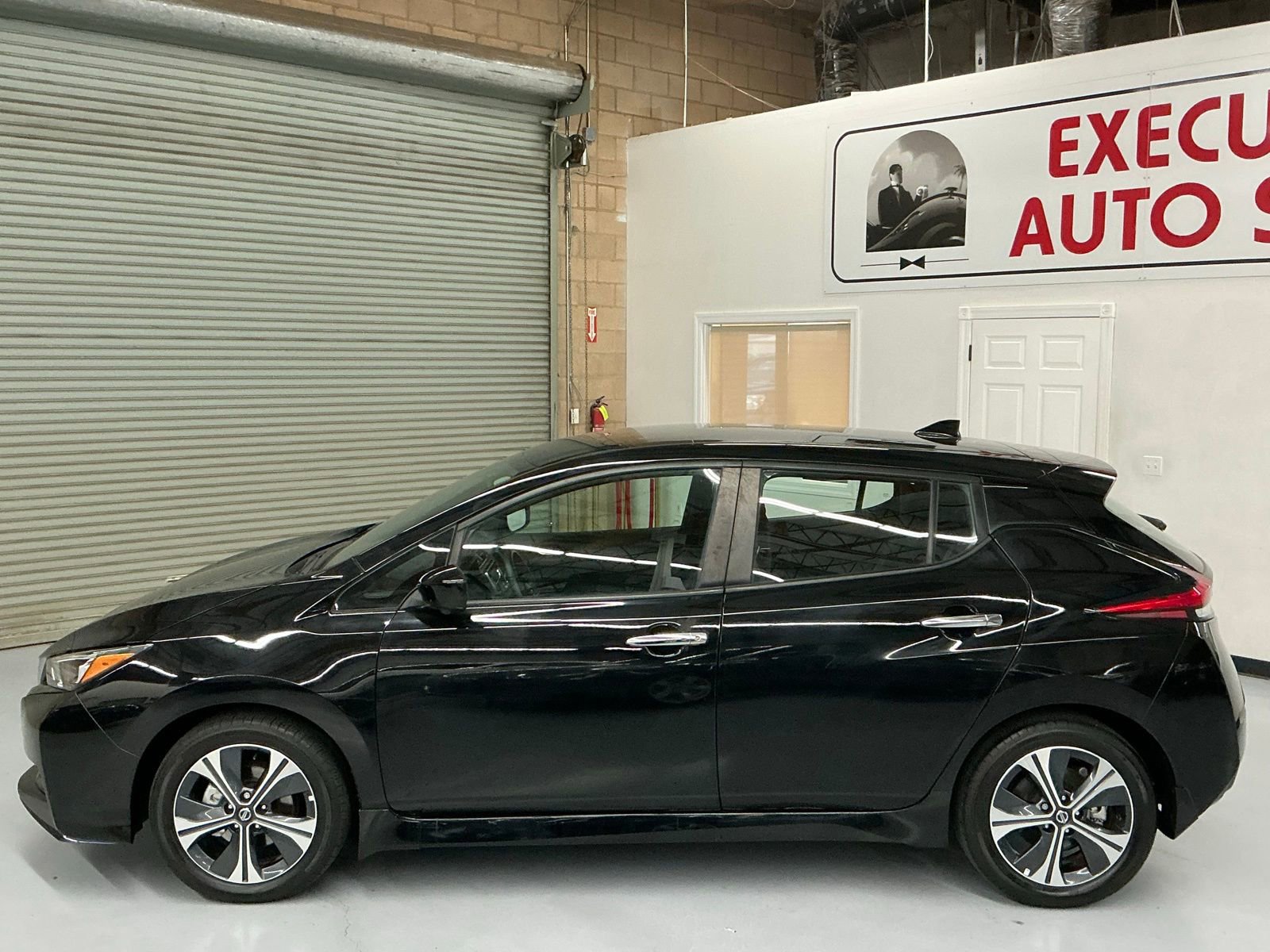 Used 2022 Nissan Leaf SV Plus image 6
