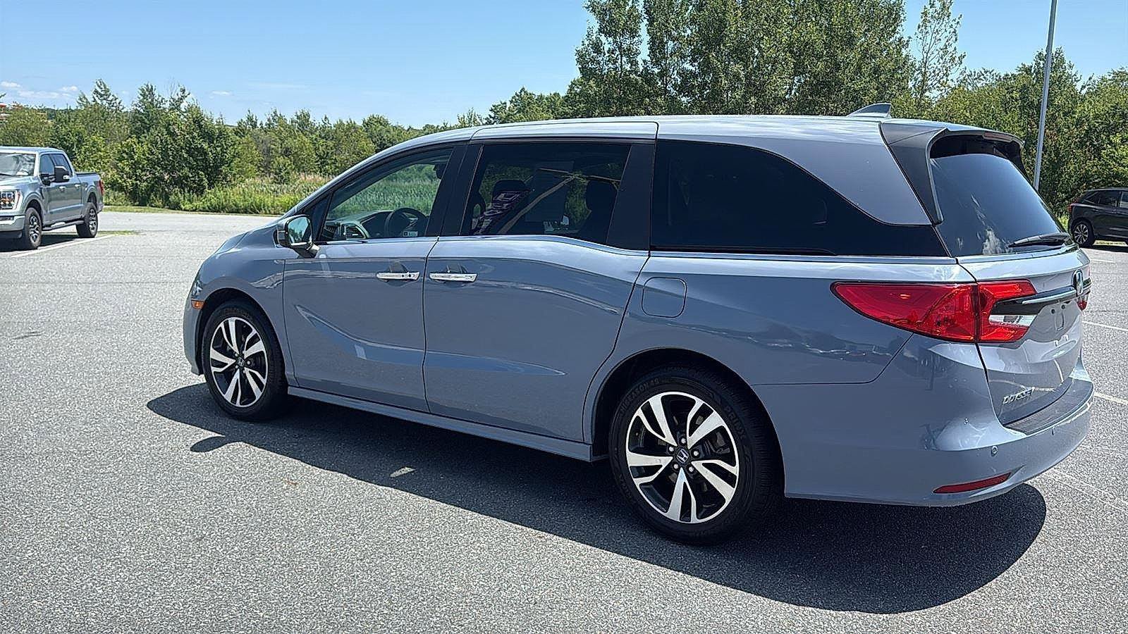 Used 2023 Honda Odyssey Touring image 9