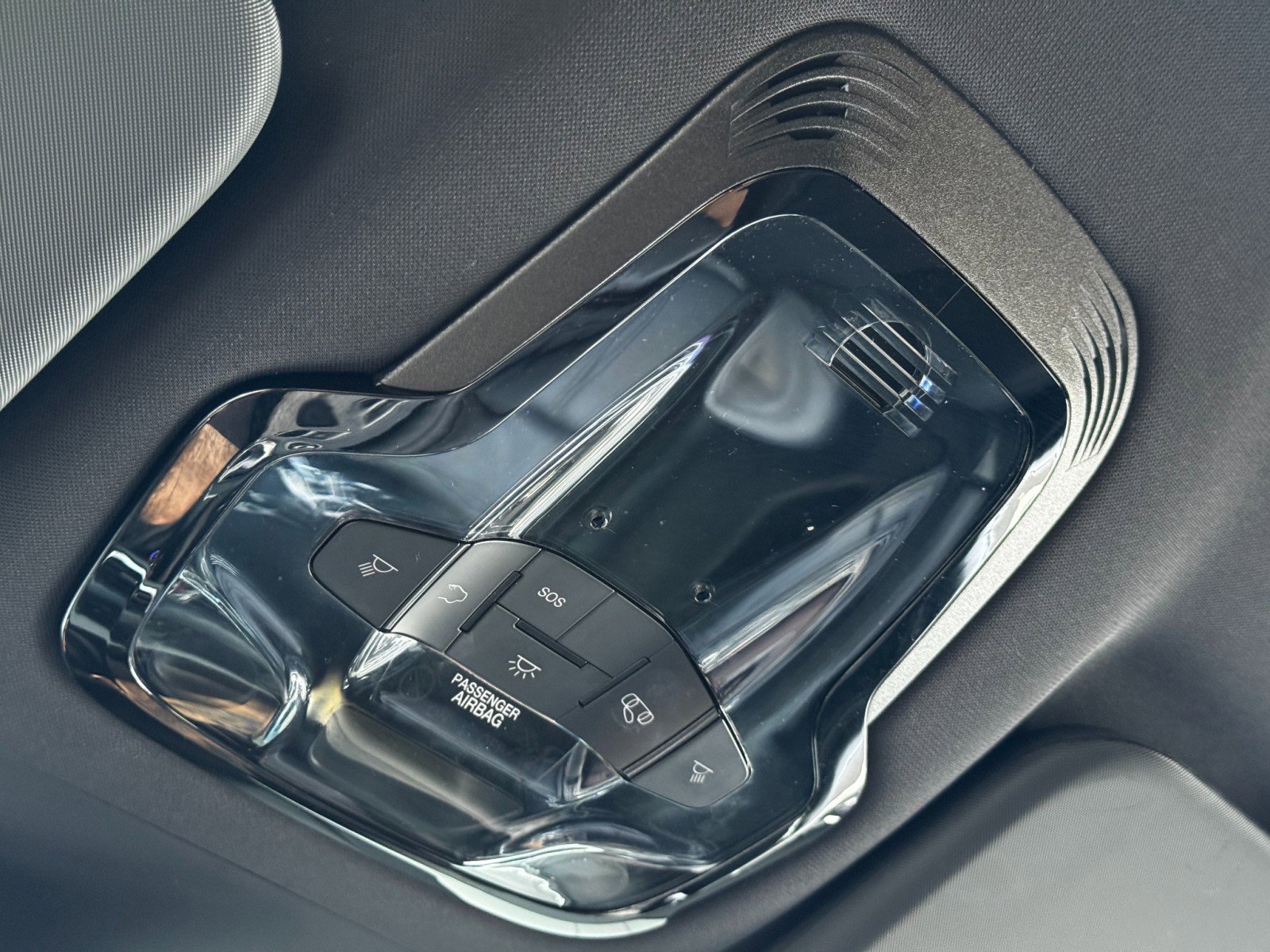 Used 2024 Alfa Romeo Stelvio Sprint image 34