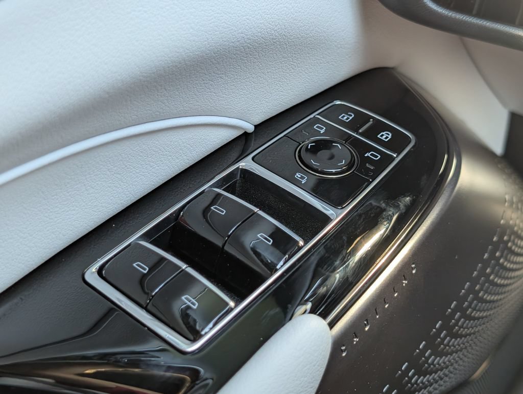 New 2026 Cadillac Lyriq Sport AWD/4WD image 30